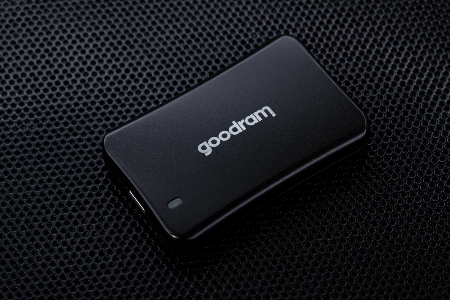 SSD external, USB 3.2 Gen2 Type-C 2Tb, GoodRAM HX200, 2x Type-C, Black, чорний, Retail (SSDPR-HX200-2K0#) на малюнкі №4