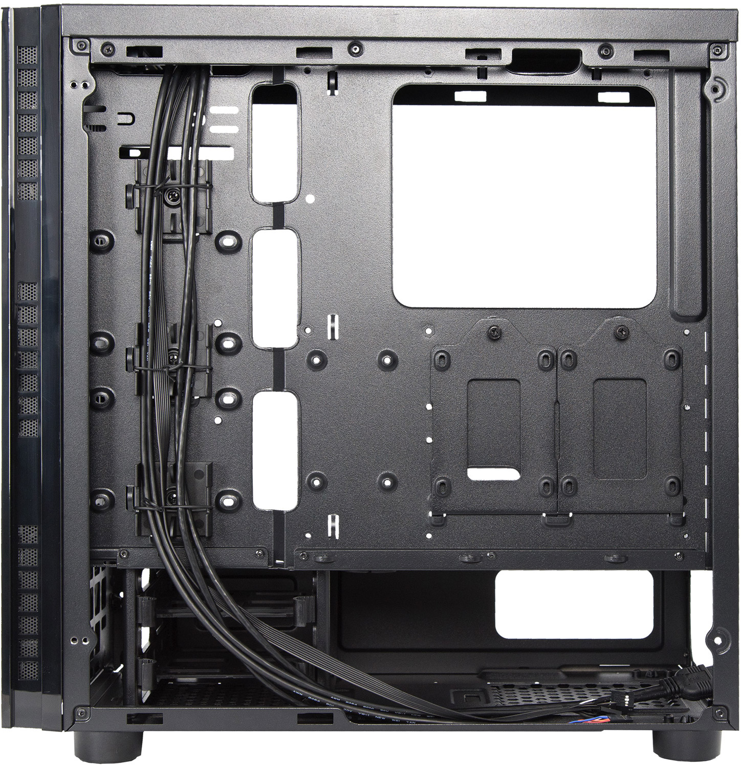 Корпус Chieftec HAWK ATX, без БЖ, Black (AL-02B-OP) Чорний на малюнкі №3