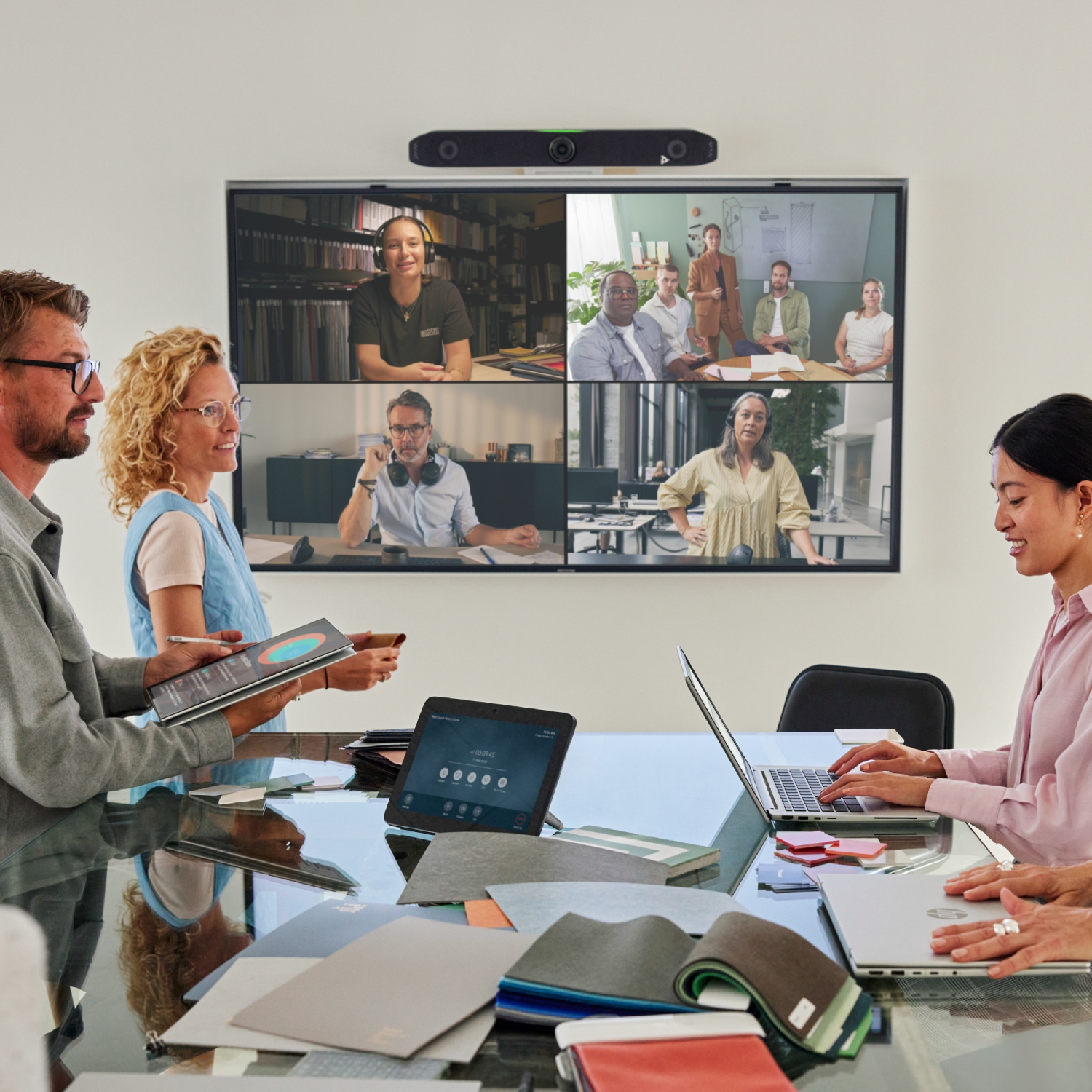 Конференц-камера Poly Studio X52 All-In-One Video Bar (8D8K2AA) на малюнкі №9